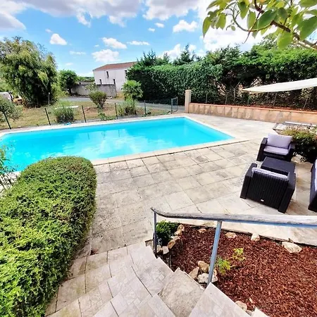 Maison Damour Holiday home